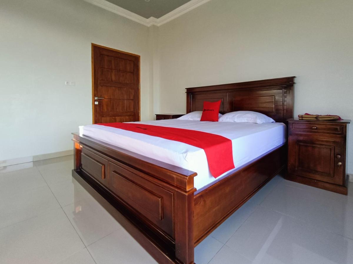 Reddoorz @ Green Homestay Syariah Baubau Zewnętrze zdjęcie